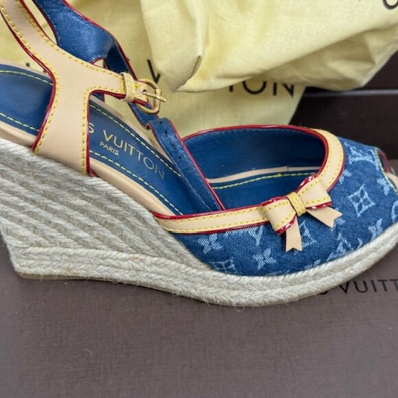 Louis Vuitton Monogram Denim Bow Espadrille Wedges - Picture 4 of 6